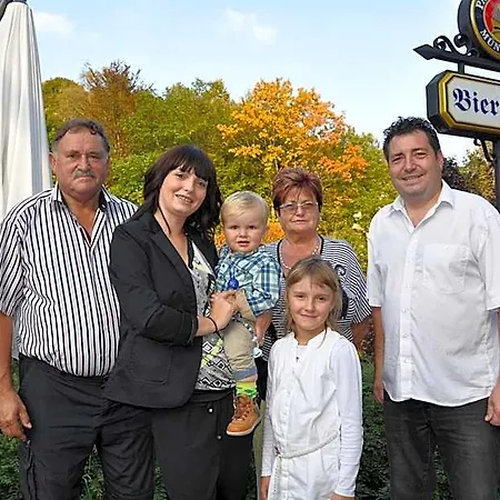 Jägerklause Hotel 3*
