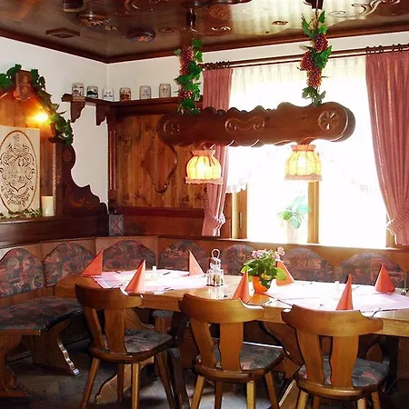 Jaegerklause Hotel