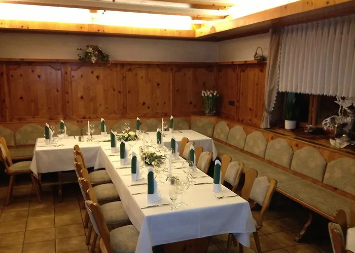 Jaegerklause מלון